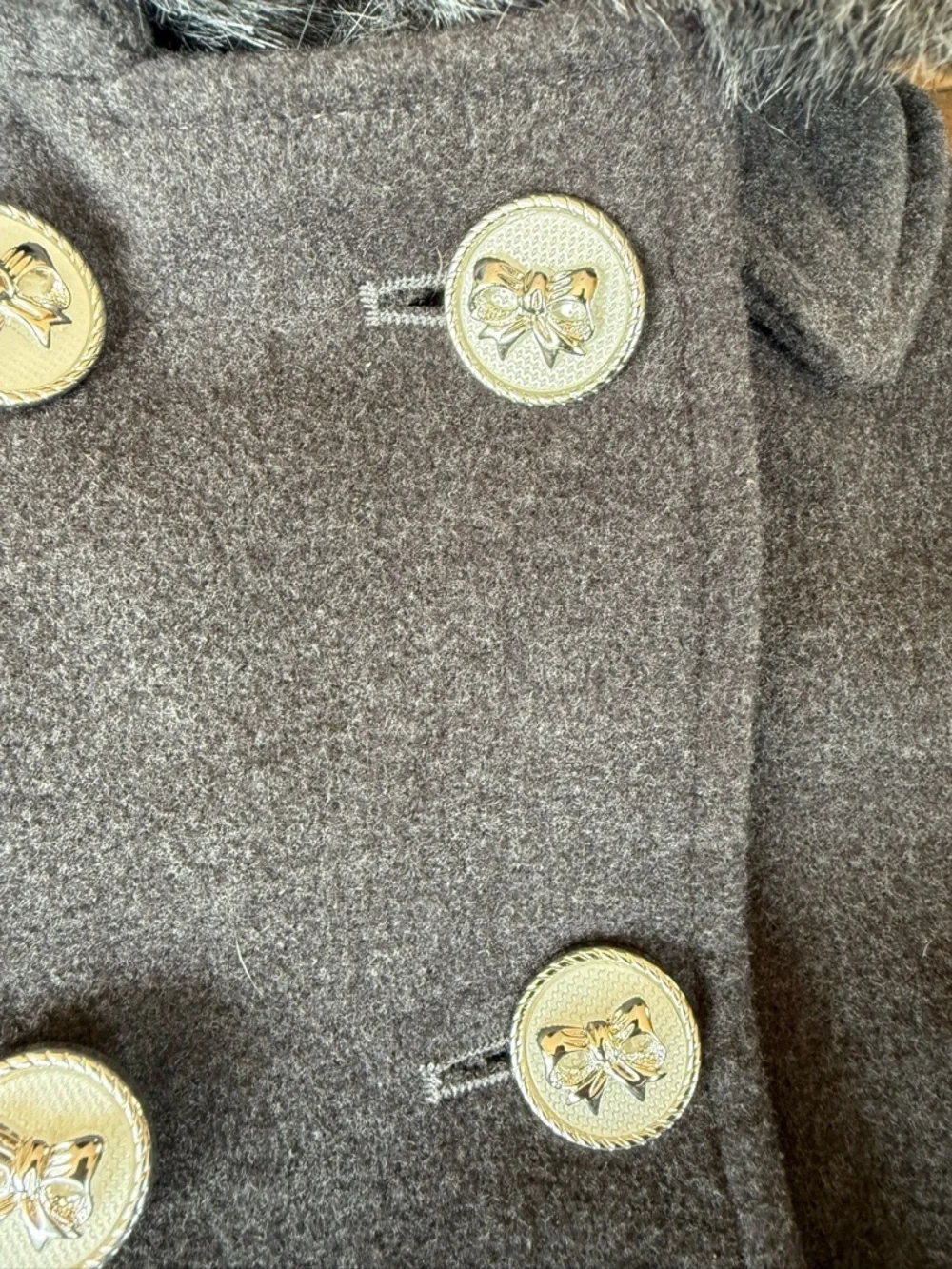 Girls' Double-Breasted Gray Wool-Blend Coat with Faux Fur Collar
